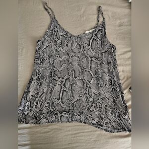 Entro Sleeveless Top